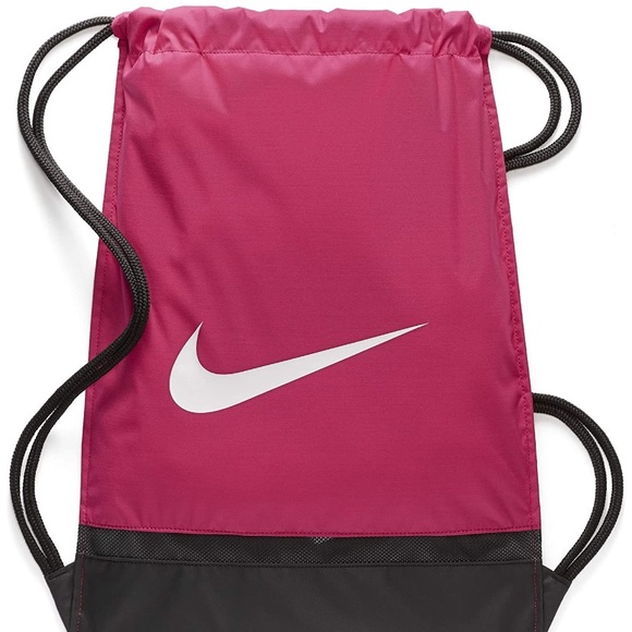 nike brasilia pink